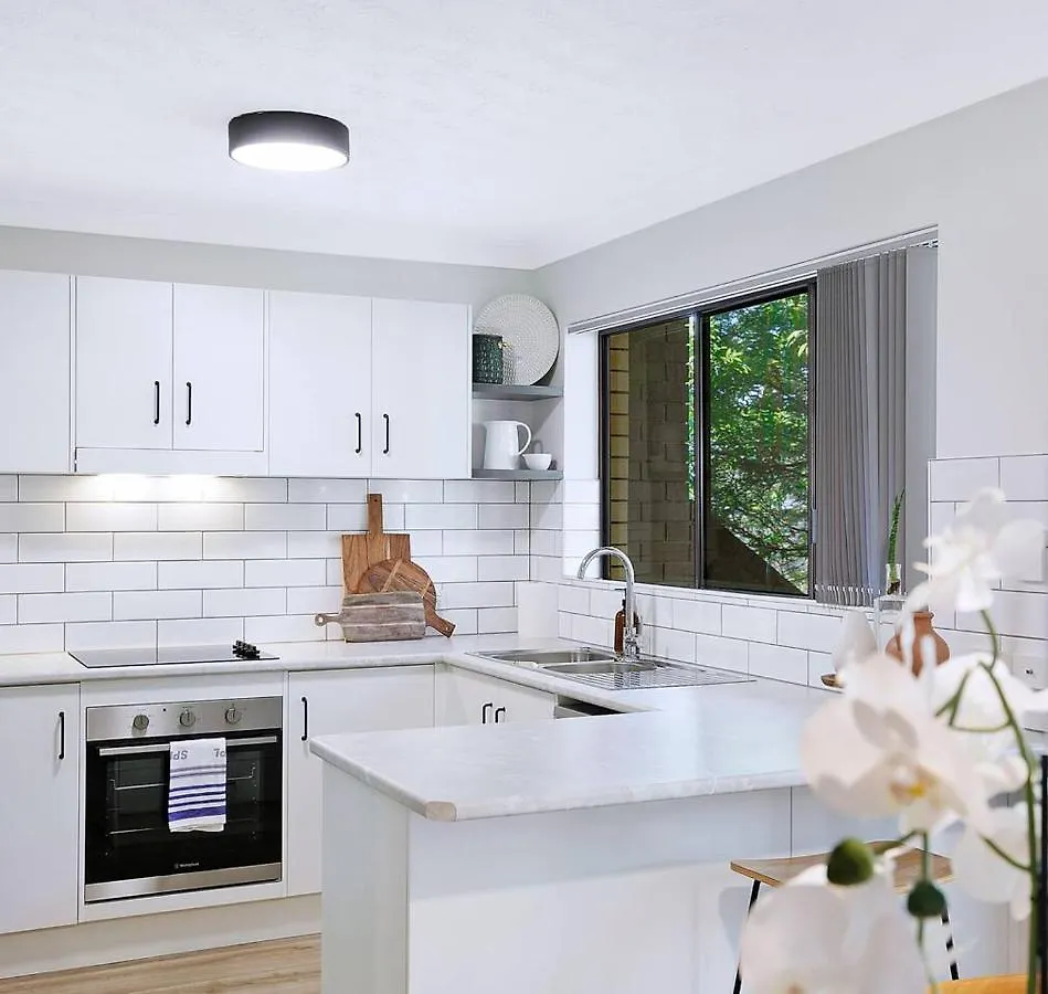 Toowong Village Tranquility - A Slice Of Brisbane Apartment